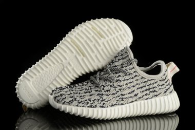 YEEZY 350 BOOST -KIDS[H. 4]